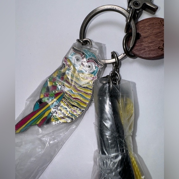 Sakroots owl keychain With charm & tassels new - Picture 4 of 5